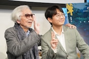 左から山田洋次、グー・シャオガン。