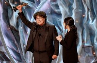 2019年に公開された「パラサイト 半地下の家族」で第92回アカデミー賞の作品賞など4冠に輝いたポン・ジュノ。（写真提供：ABC / Photofest / ゼータ イメージ）