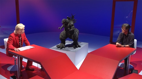 左からカズレーザー、山崎貴。