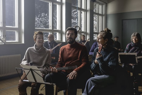 「バブル」場面写真