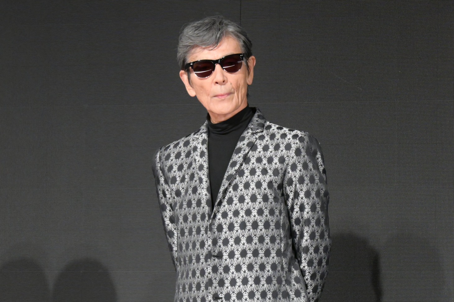 柴田恭兵