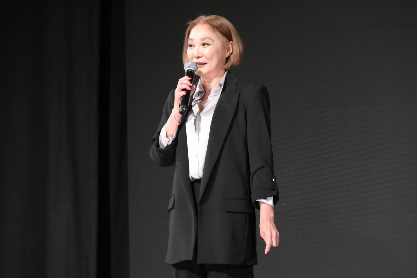 浅野温子