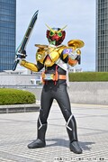 仮面ライダーガッチャード サイクロンタトバの姿。