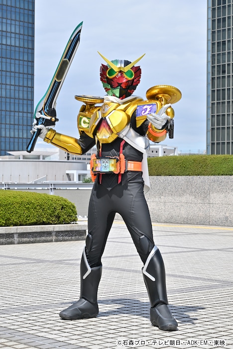 仮面ライダーガッチャード サイクロンタトバの姿。