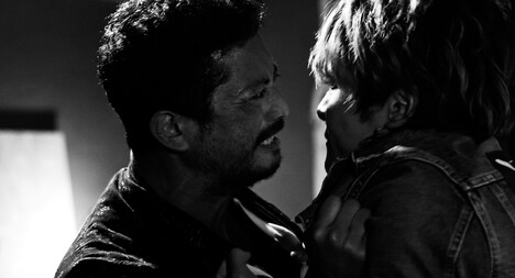 「彼方の閃光」場面写真