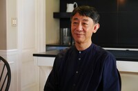 利重剛演じる小清水明宏。