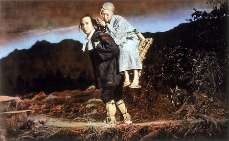 「楢山節考」(写真提供:Shochiku Company / Photofest / ゼータ イメージ)