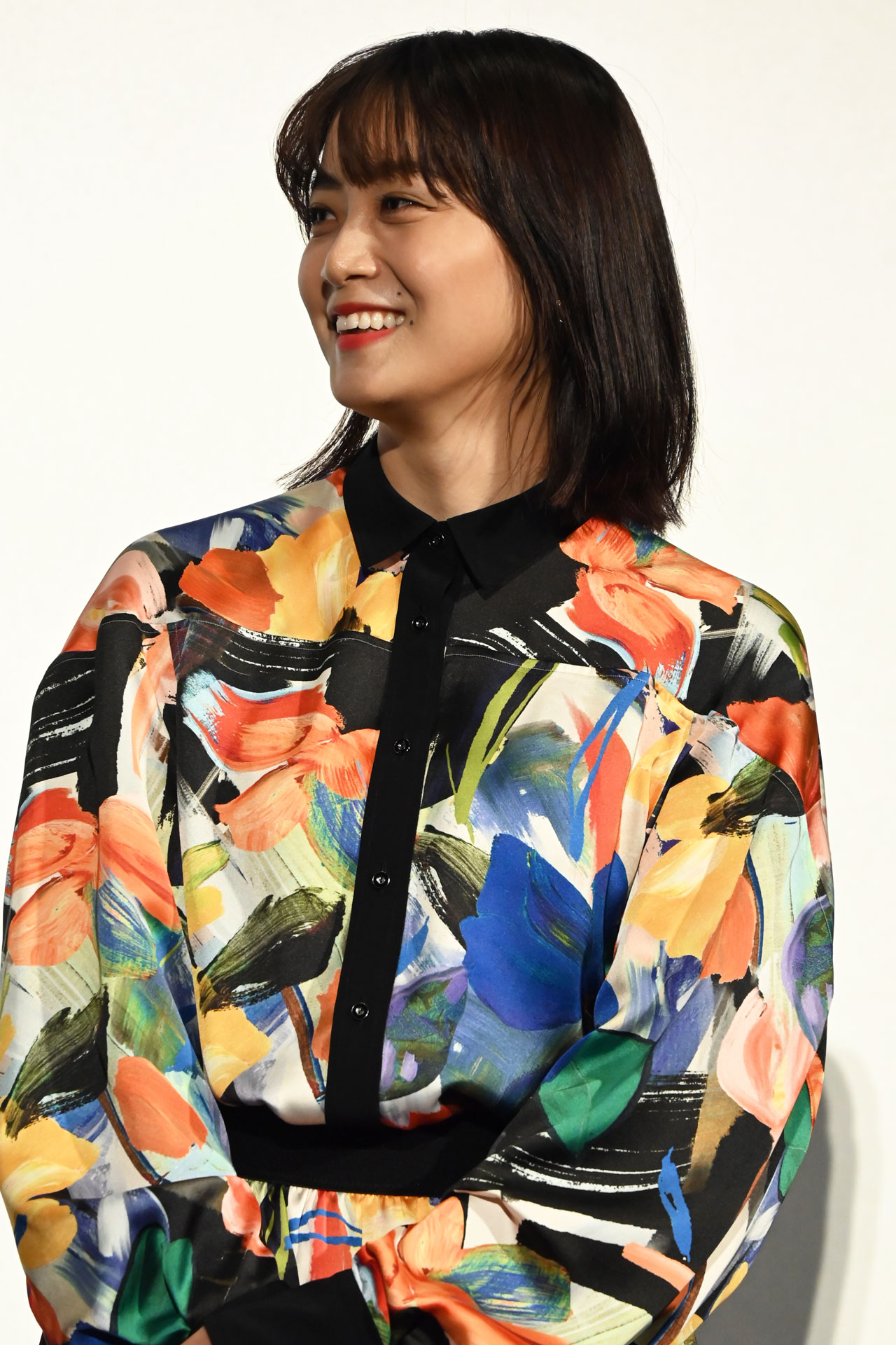 深川麻衣