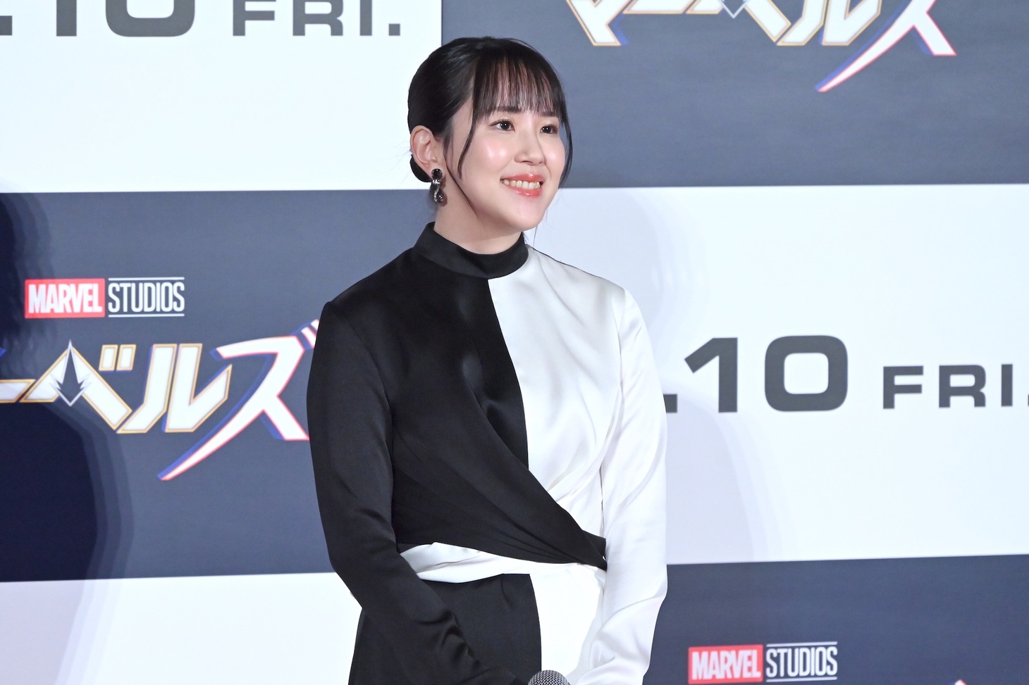 村中知