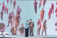 左からヤン・グイメイ、シュエ・シーリン。（提供：大慕影藝）