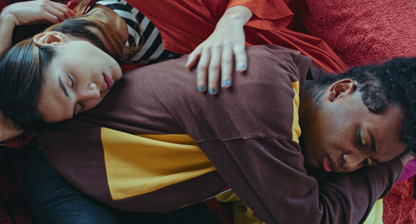 「虎の子 三頭 さとられない」場面写真