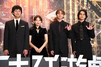 映画「法廷遊戯」公開記念舞台挨拶の様子。左から深川栄洋、杉咲花、永瀬廉、北村匠海。