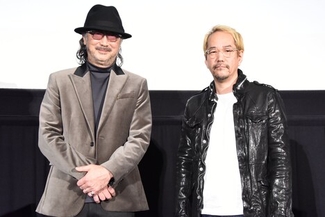 「『攻殻機動隊 STAND ALONE COMPLEX』20周年記念上映＆トークショー」の様子。左から大塚明夫、神山健治監督。