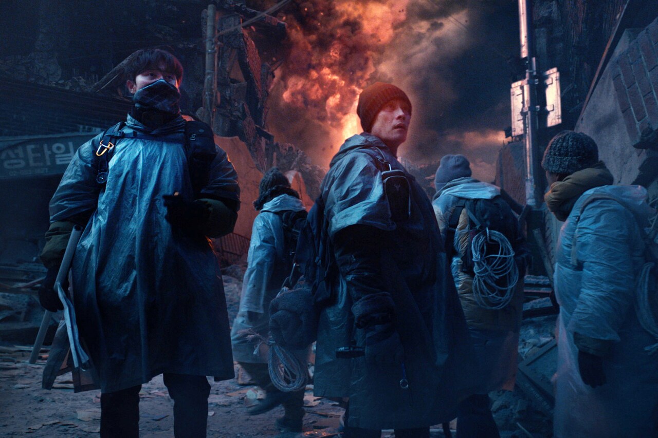 韓国映画「コンクリート・ユートピア」場面写真