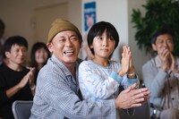 「神さま待って！お花が咲くから」場面写真