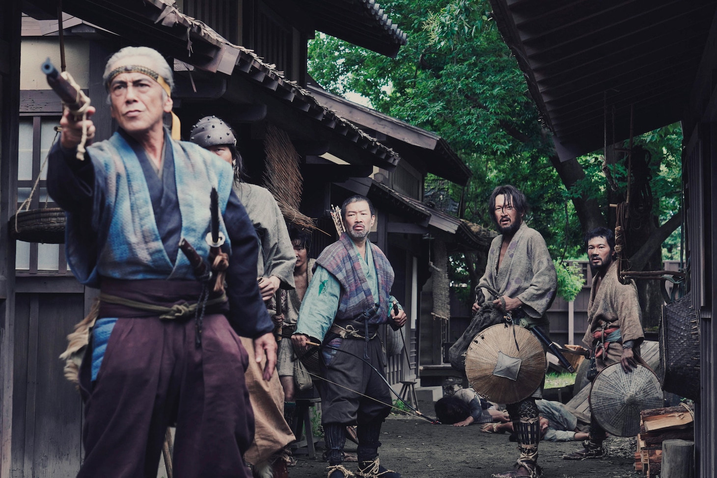 「首」場面写真