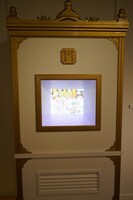 「君たちはどう生きるか」展より、パノラマボックス「黄金の門」。(c) Museo d'Arte Ghibli (c)Studio Ghibli