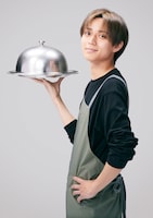 永瀬廉演じる酒江倖生。