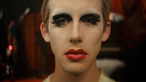 「ジャンプ、ダーリン」場面写真