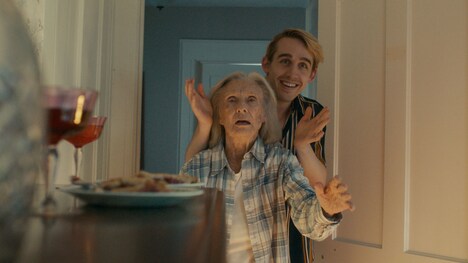 「ジャンプ、ダーリン」場面写真