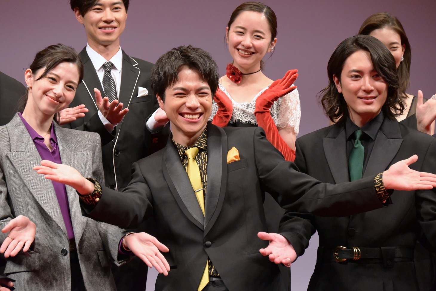 映画「ある閉ざされた雪の山荘で」ジャパンプレミアの様子。