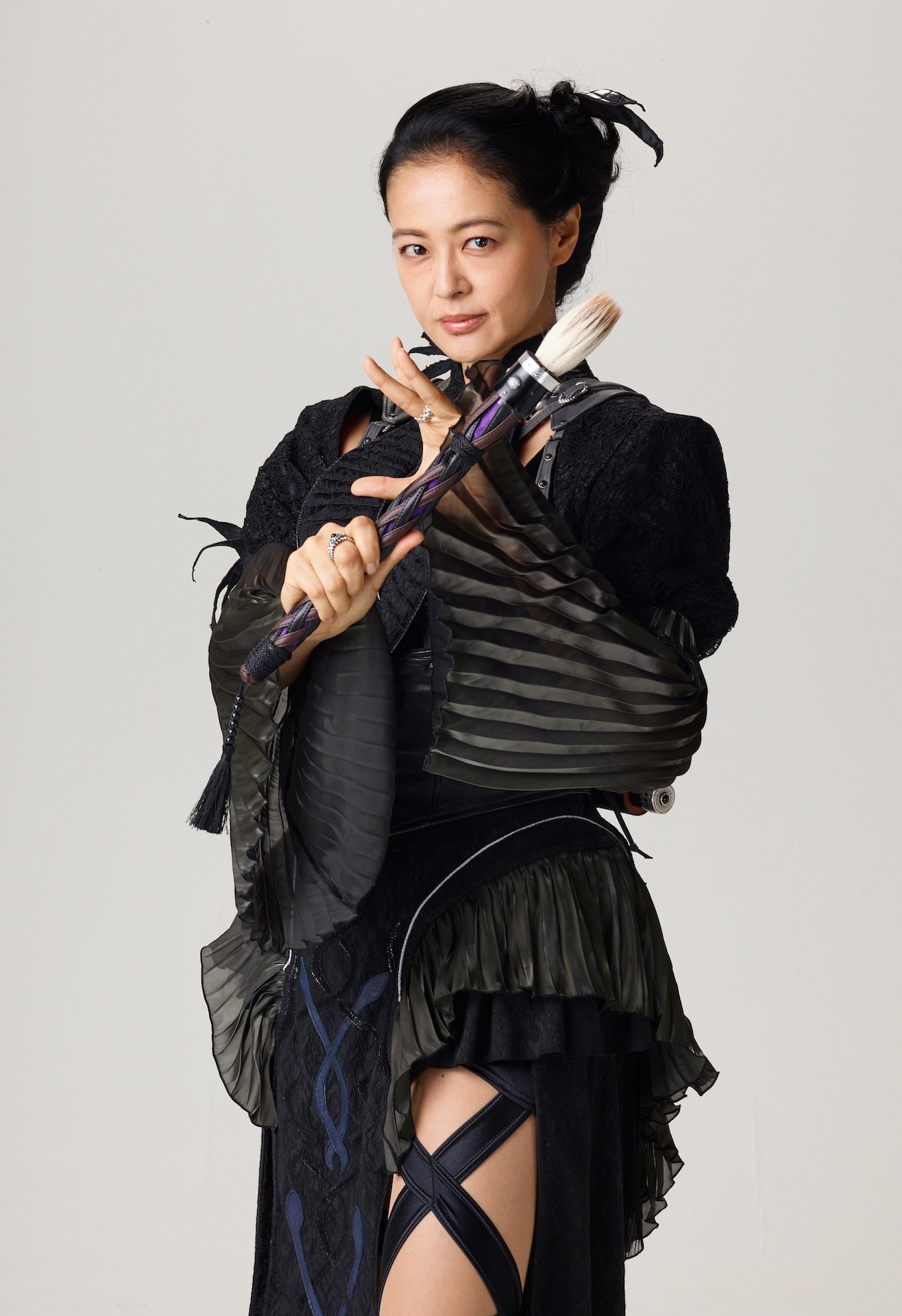 ムツギ役の黒谷友香。