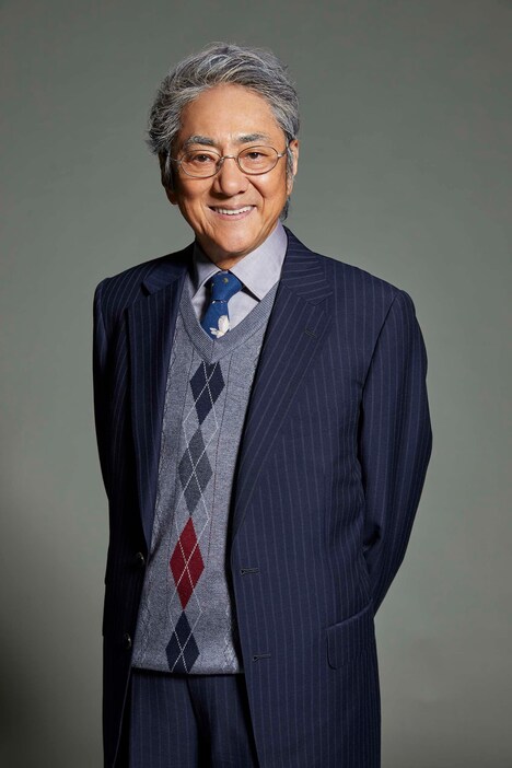 市村正親演じる横堀仁一。