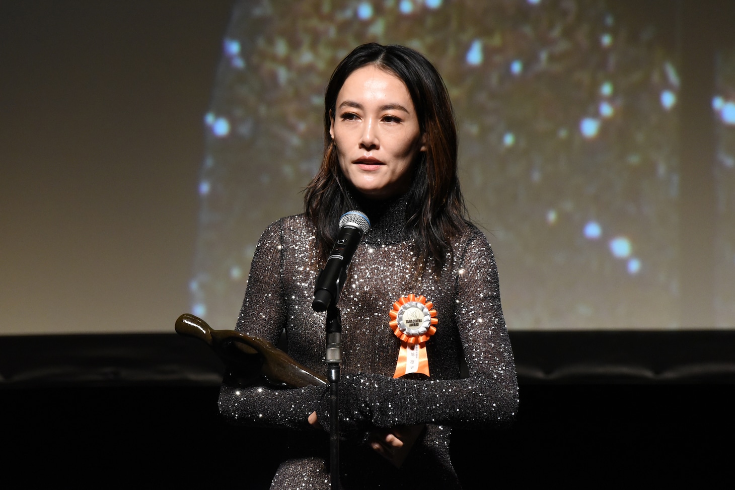菊地凛子