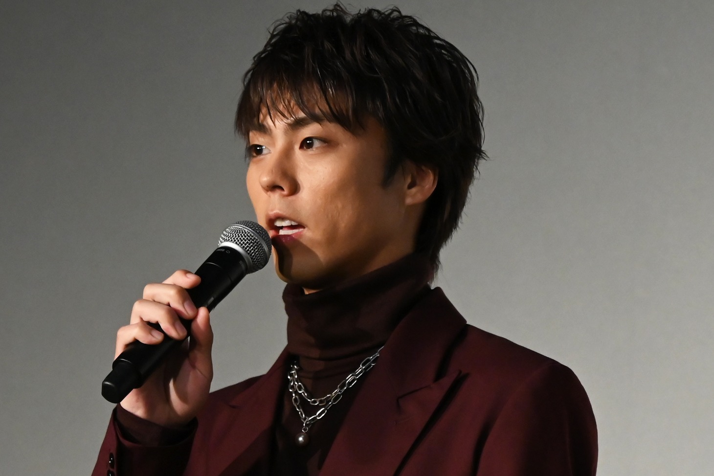 小野塚勇人