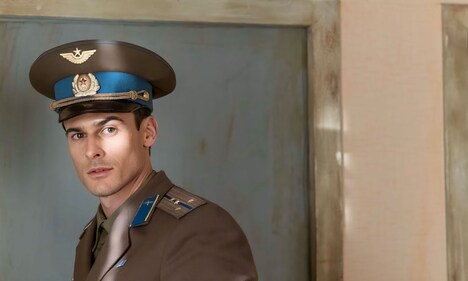 「Firebird ファイアバード」より、オレグ・ザゴロドニー演じるロマン。