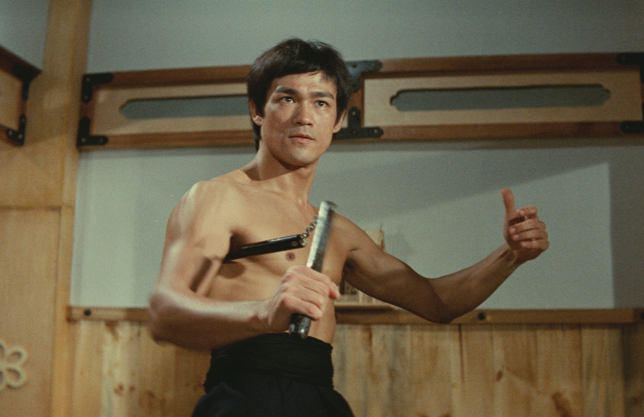 ブルース・リー　写真集　燃えよドラゴン　ドラゴンへの道　ドラゴン怒りの鉄拳 ブルース・リー 写真集 BRUCE LEE THE AUTHORIZED VISUAL