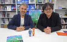 左からアレ・アブレウ、細田守。