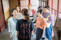 「レディ加賀」場面写真