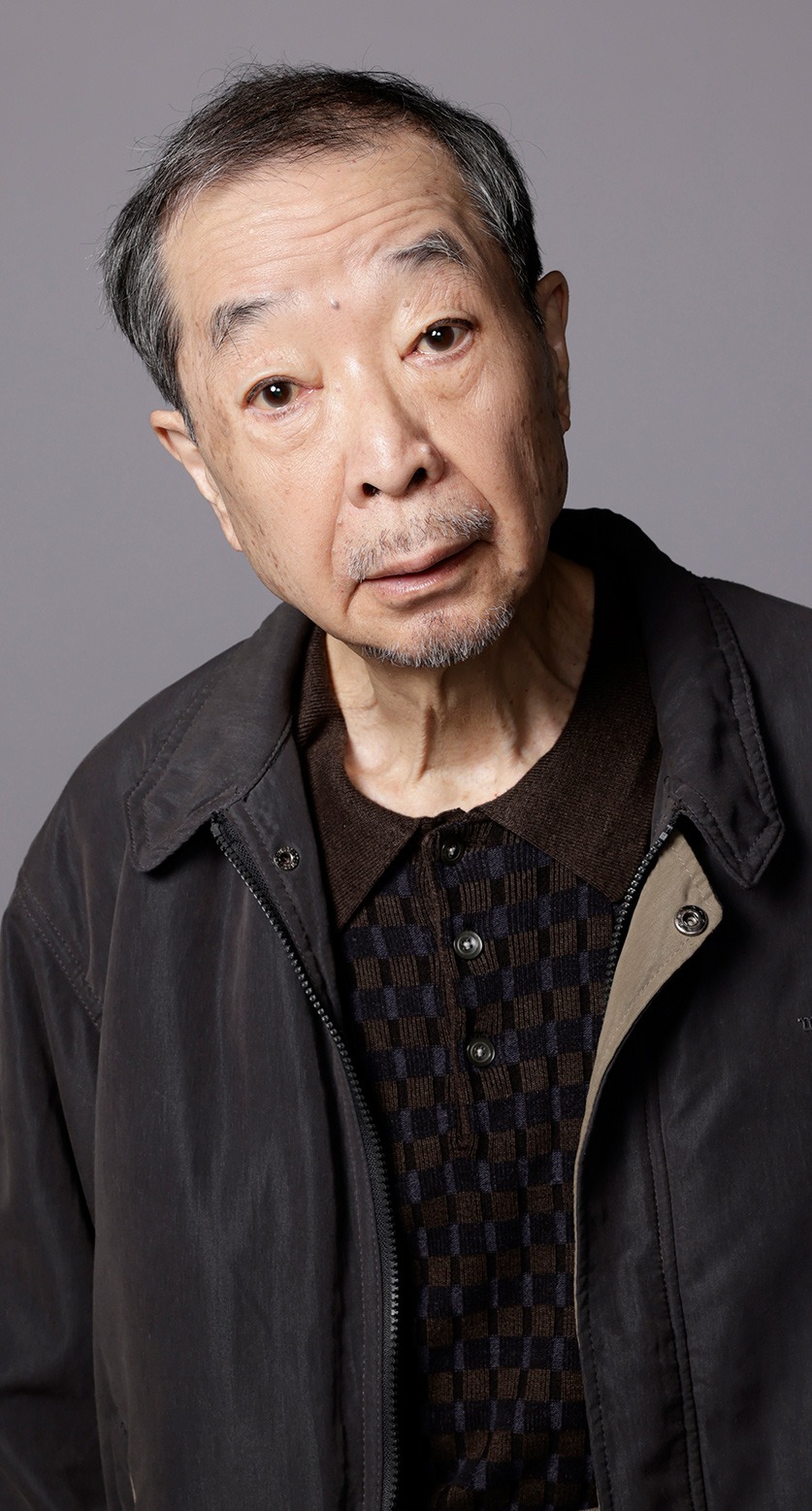 栗林徹役の綾田俊樹。