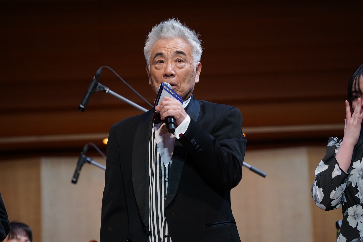 イッセー尾形