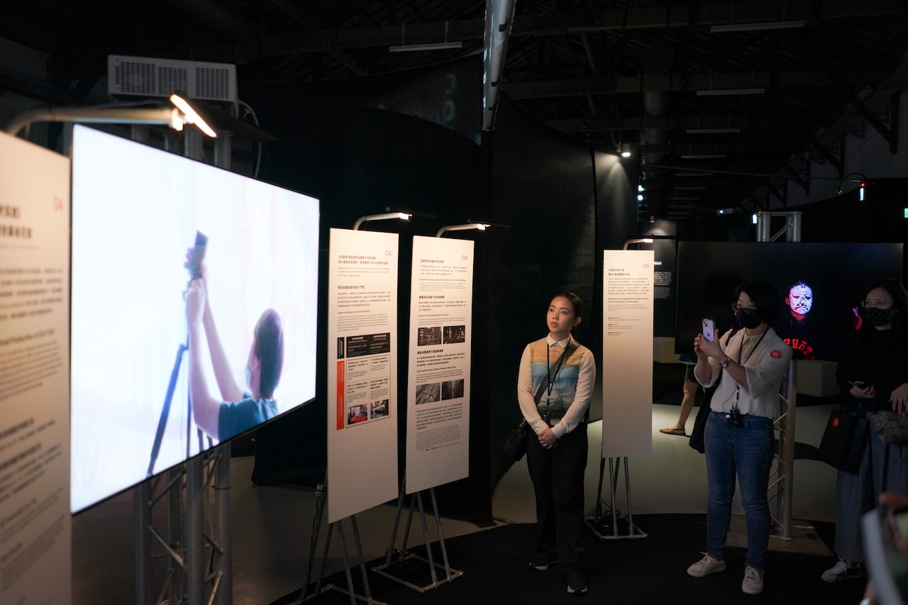 「Virtual Production of OLD FOX」展示スペースの様子。（写真提供：TAICCA）