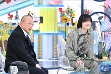 左から笑福亭鶴瓶、岡山天音。