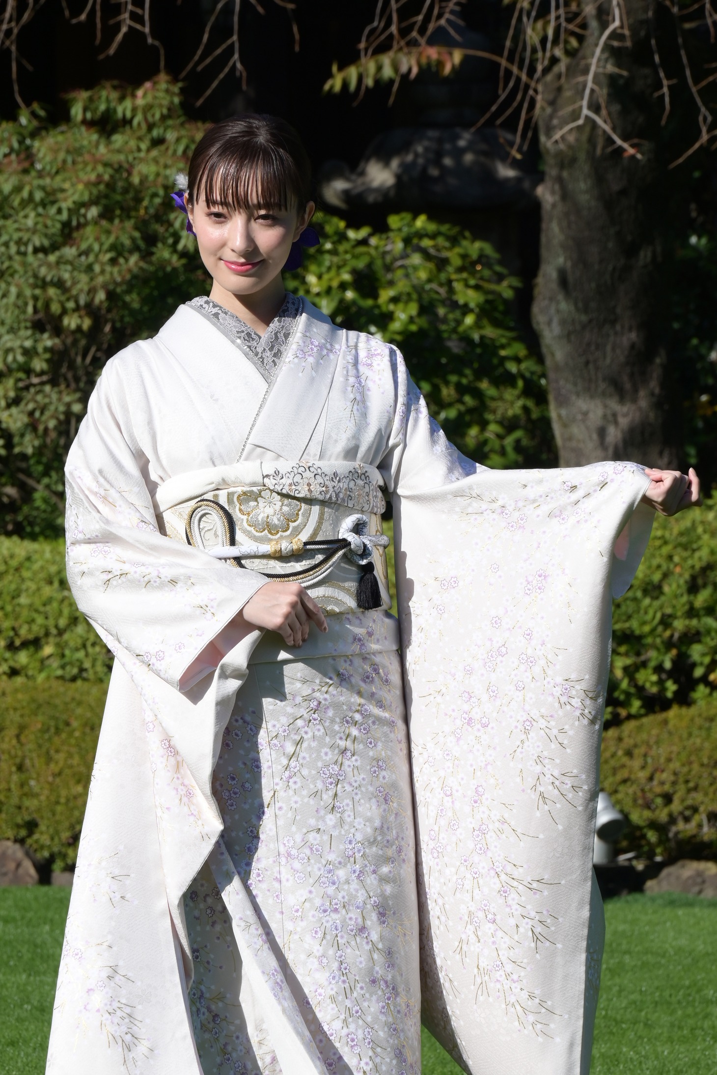 宮本茉由