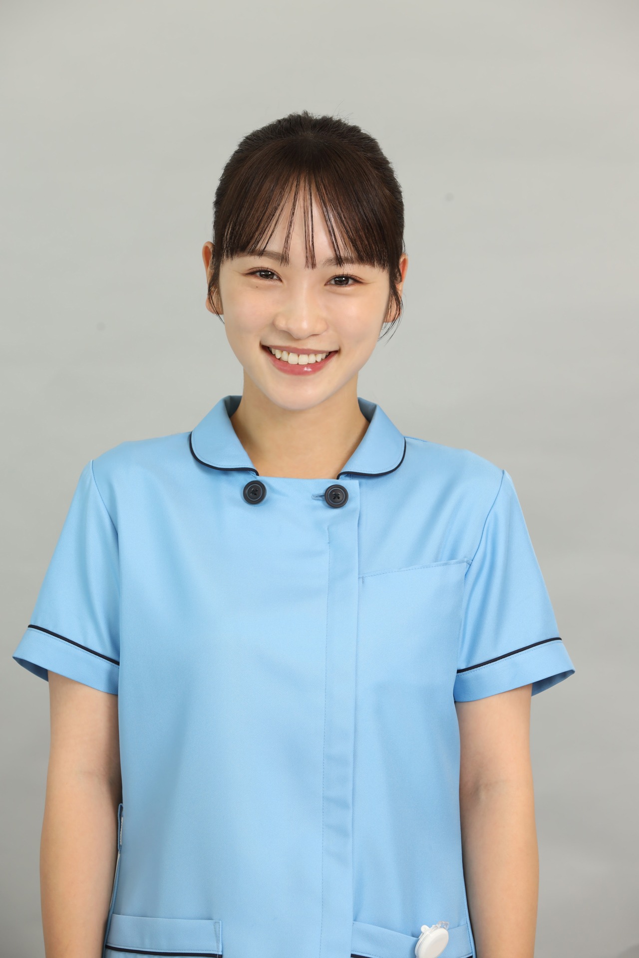 桜庭澪役の川栄李奈。