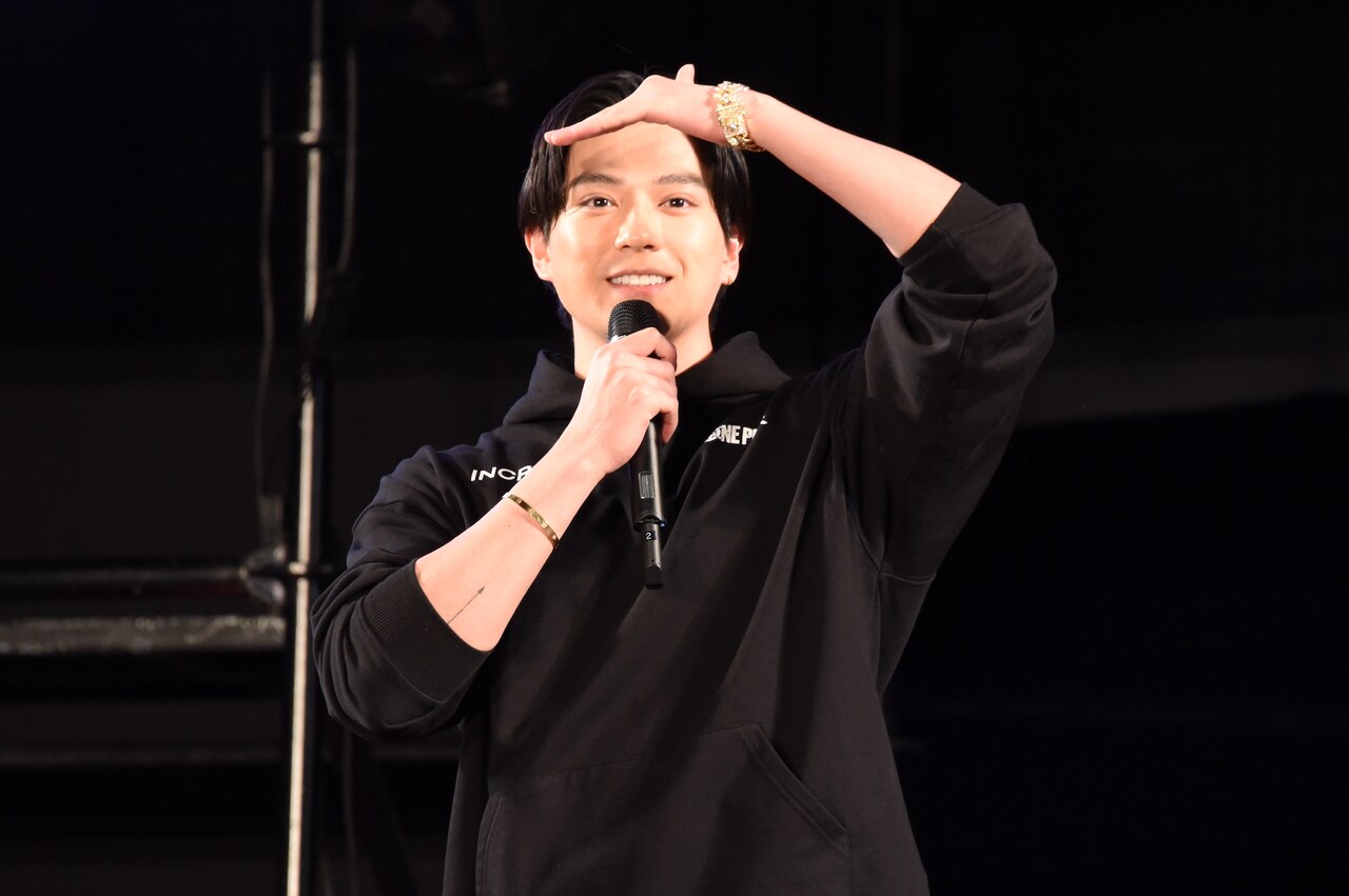 新田真剣佑、ヒーローは「数年後の自分」と期待込める