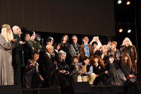 記念撮影の様子。