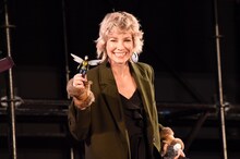 エヴァンジェリン・リリー。手に持っているのはワスプのフィギュア。