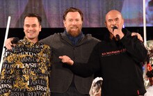 左からダニエル・ローガン、ユアン・マクレガー、テムエラ・モリソン。