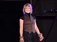 エヴァンジェリン・リリー