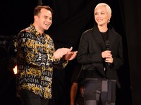 左からダニエル・ローガン、ポム・クレメンティエフ。