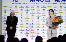 左から佐藤浩市、横浜流星。