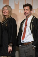 左からデボラ・スナイダー、ザック・スナイダー。