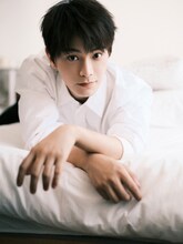 ディン・ユーシー（丁禹兮）