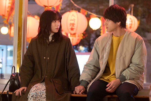 「君が心をくれたから」より、永野芽郁演じる雨（左）と山田裕貴扮する太陽（右）。（c）フジテレビ