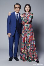 左から三谷幸喜、長澤まさみ。